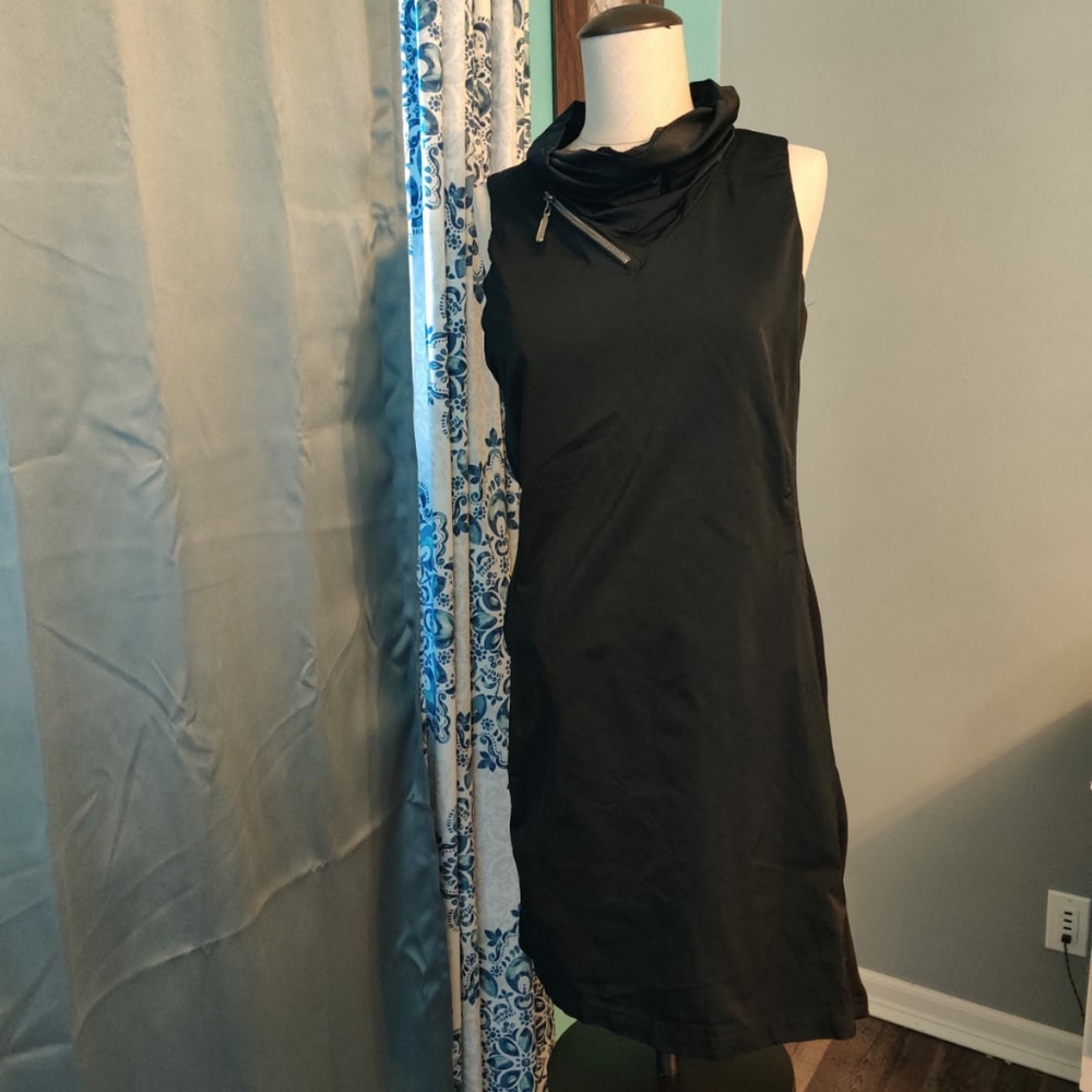 C'arla du Nord dress